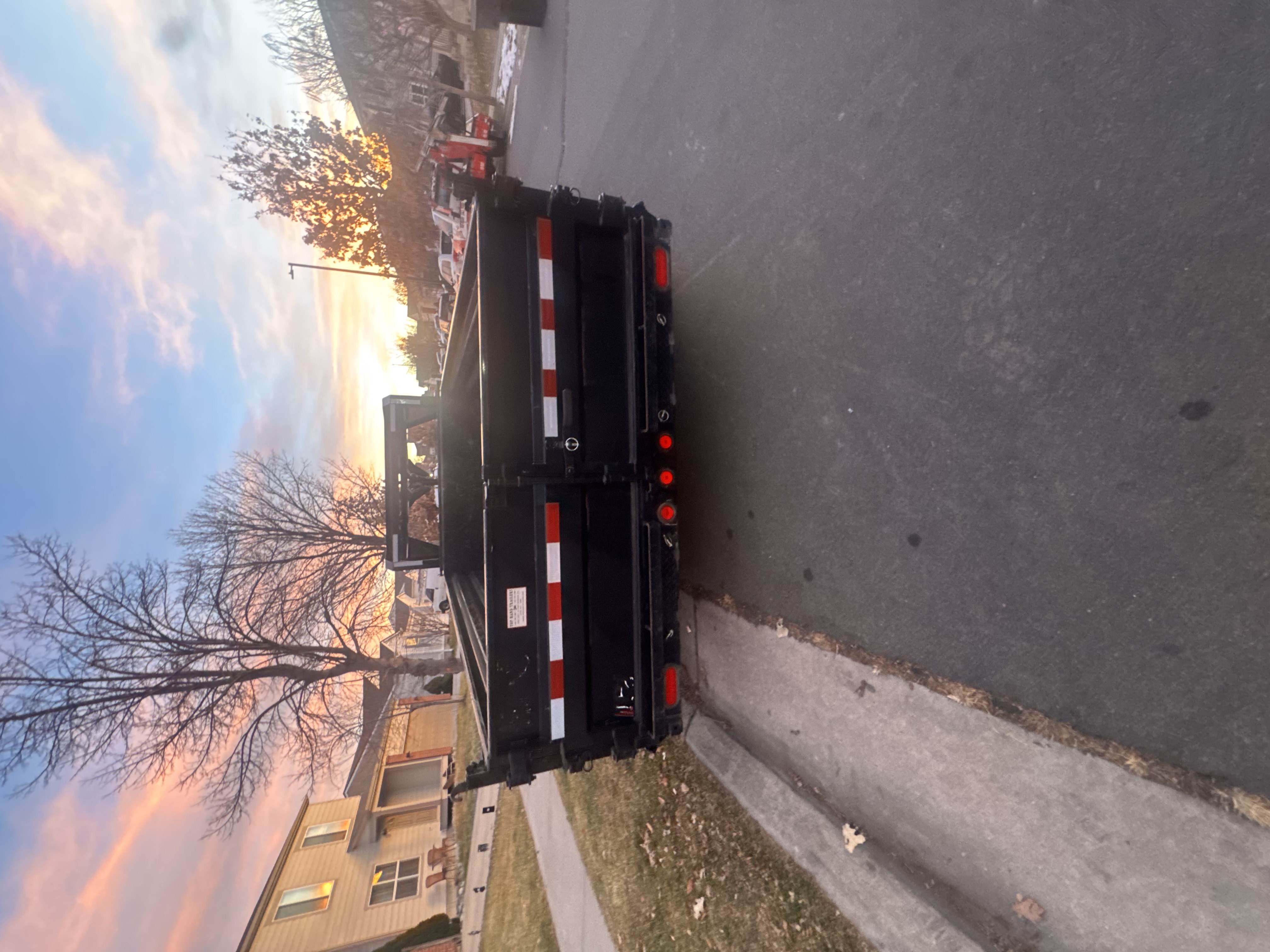 7x14ft Gooseneck Dump Trailer thumbnail view 2 - car hauler trailer rental